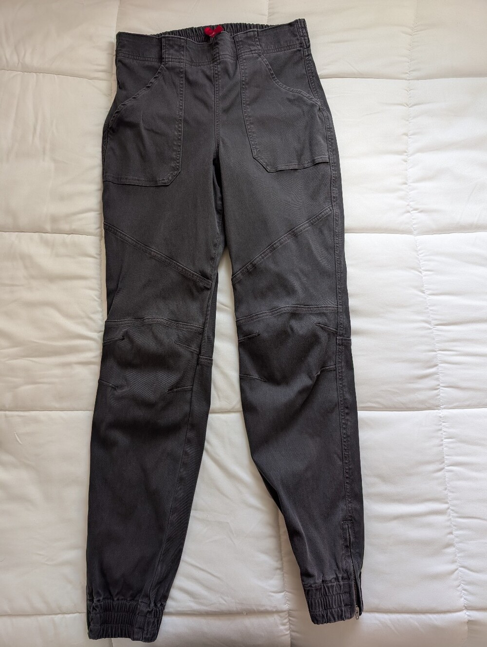 Spanx Women's Dark Gray Stretch Twill Cargo Jogger Size Medium Elastic At Waist